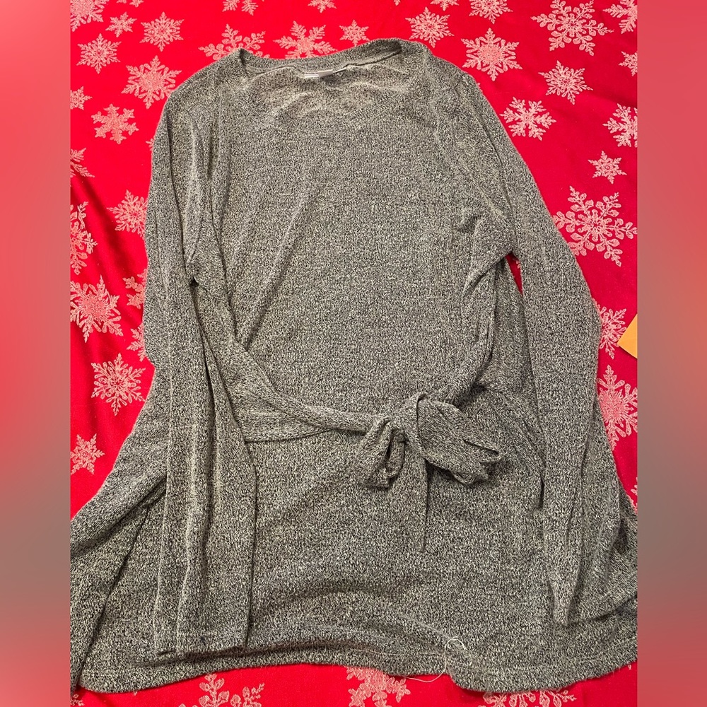 XL maternity top